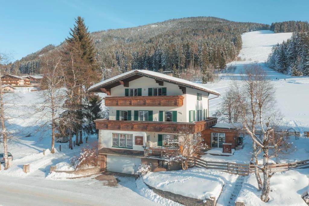 Alpenchalet Basecamp Apartment 2 Sankt Martin am Tennengebirge Exteriör bild